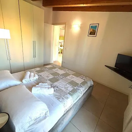 Greenhome - Bilocale Con Balconi -self Check-in ברגמו